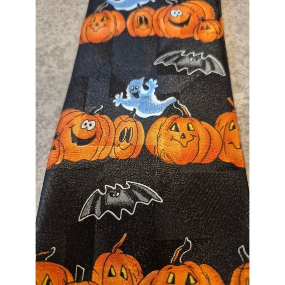 Novelty Ties Halloween‎ Tie Pumpkins Ghosts Bats Spooky Holiday Mens Necktie - Picture 4 of 8